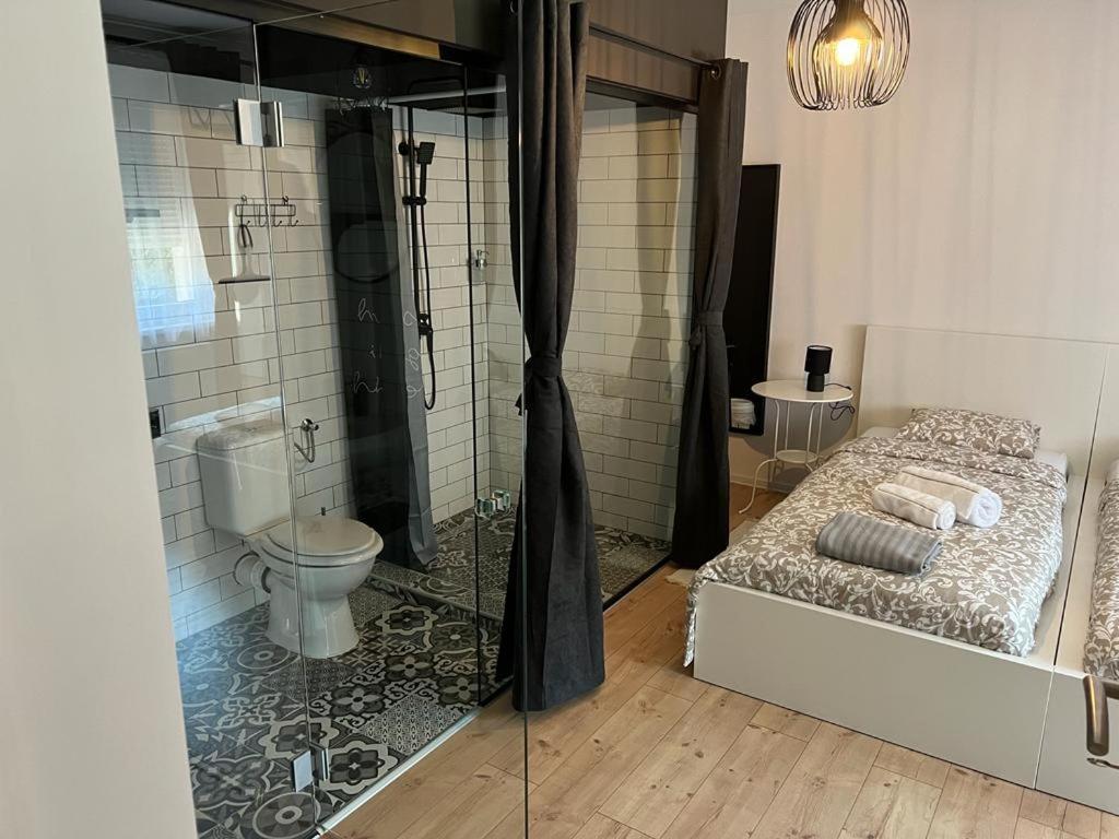 Scitarjevo 4 Stars Rooms Near Airport מראה חיצוני תמונה