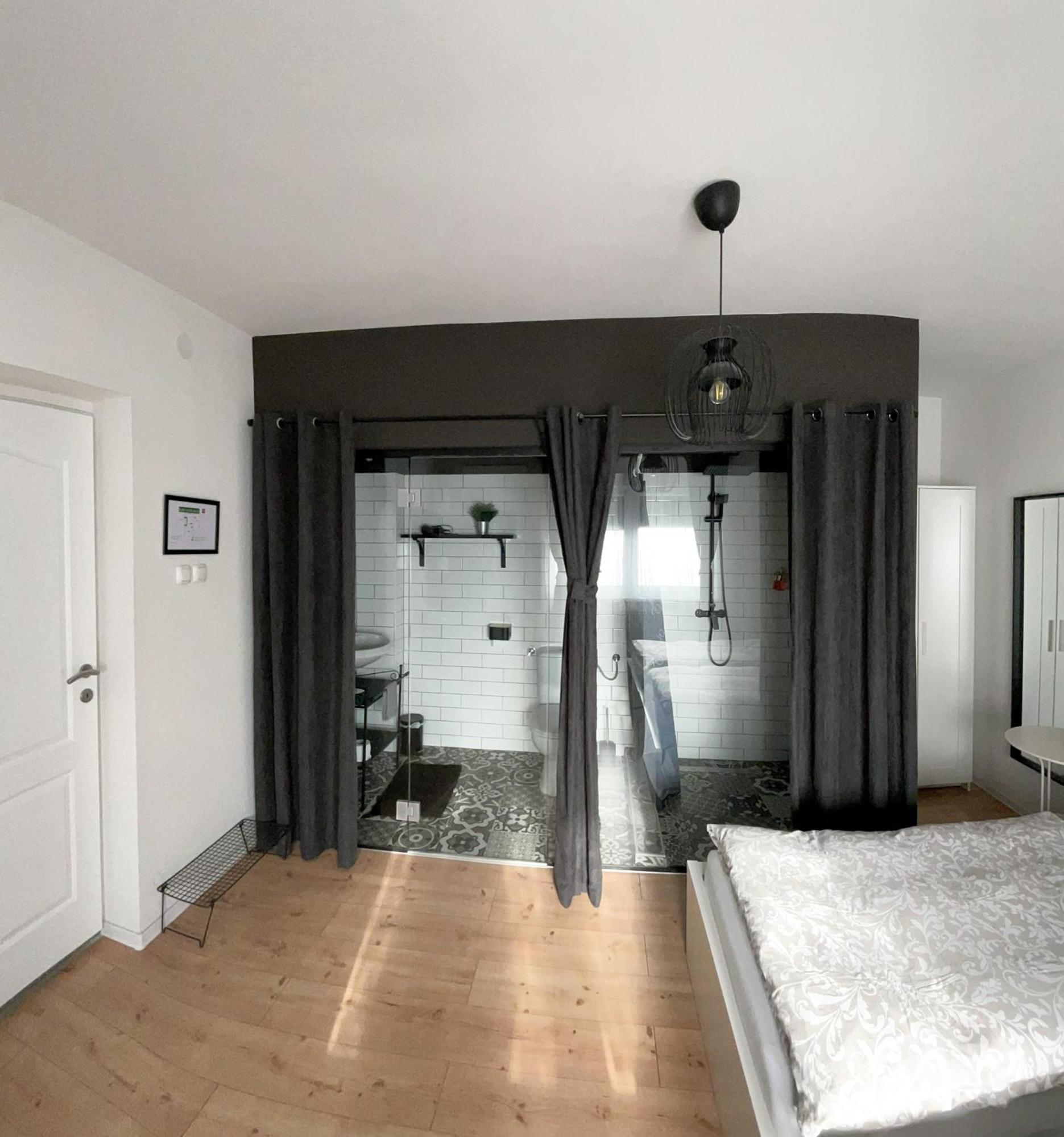 Scitarjevo 4 Stars Rooms Near Airport מראה חיצוני תמונה